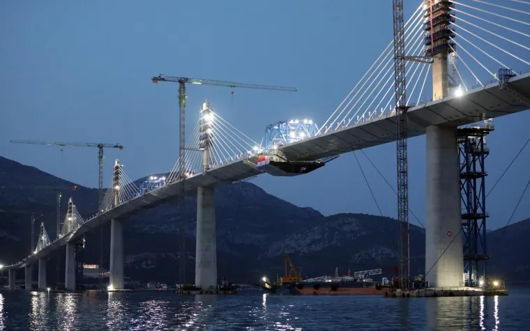 Pelje&scaron;ki most samo &scaron;to nije spojen s kopnom!