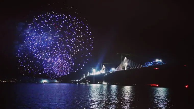 Spektakularan vatromet nakon &scaron;to je spojen Pelje&scaron;ki most