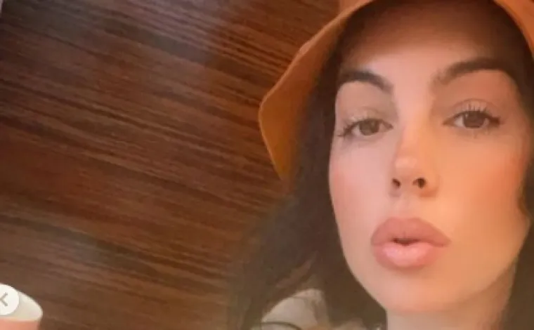 Ronaldova djevojka izbacila stražnjicu i zapalila ma&scaron;tu fanovima