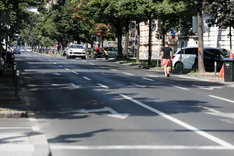 Ili zbog godi&scaron;njeg, ili zbog vrućina? Zagrebačke ulice su prazne