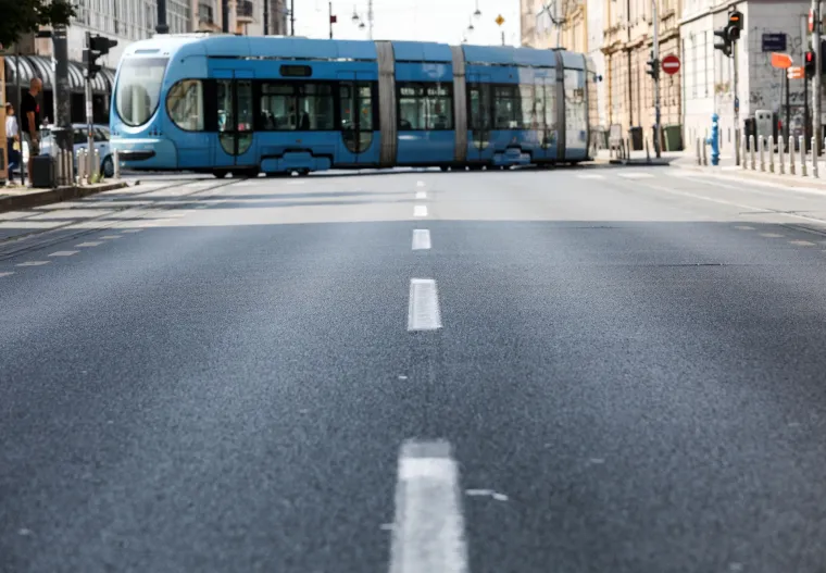 Ili zbog godi&scaron;njeg, ili zbog vrućina? Zagrebačke ulice su prazne