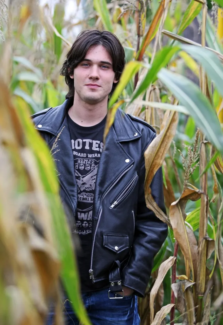 Dino Jelusić