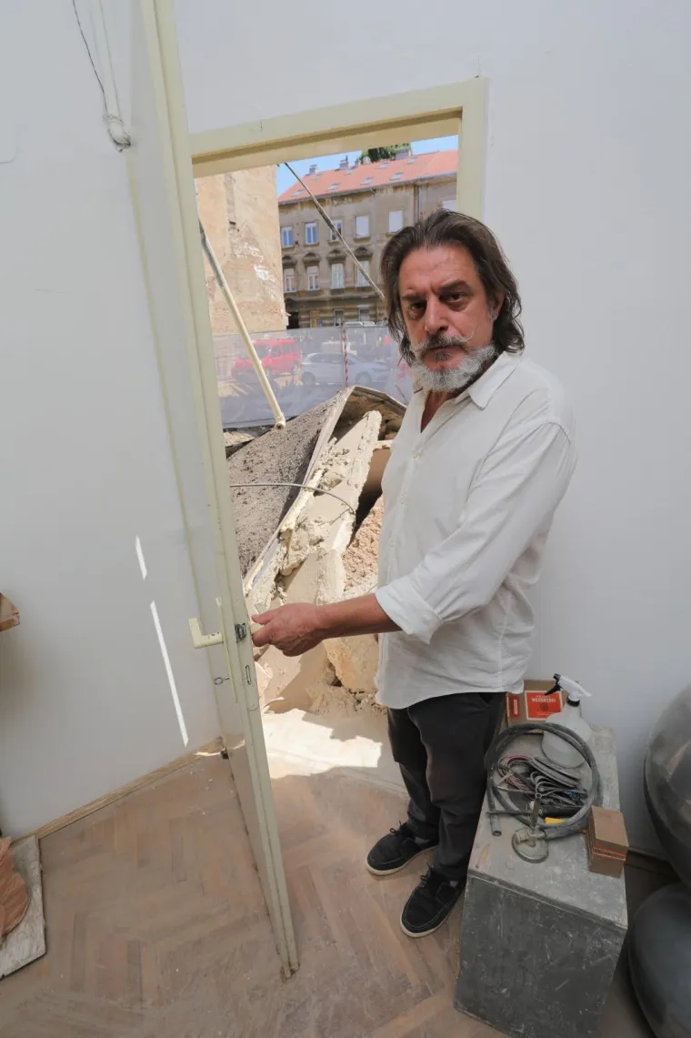 Uru&scaron;io se dio zgrade u centru Zagreba kojeg je koristio kipar Ivan Kujundžić