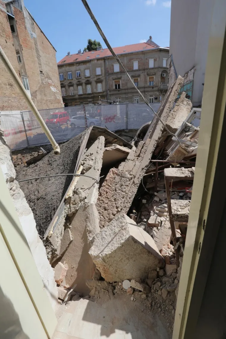 Uru&scaron;io se dio zgrade u centru Zagreba kojeg je koristio kipar Ivan Kujundžić