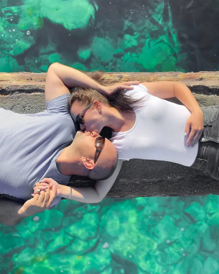 Nolte je u to vrijeme bio u vezi, te mu nije bilo na kraj pameti da je Jami, ona malena djevojčica koju je svojedobno upoznao, bila vrlo ozbiljna kada je to izjavila.