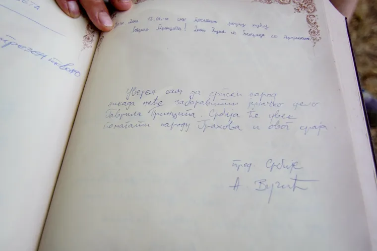 Potomak najpoznatijeg svjetskog atentatora ispred njegove rodne kuće: 'Razočaran sam nepravdom'