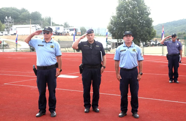 Proba proslave Oluje na stadionu u Kninu