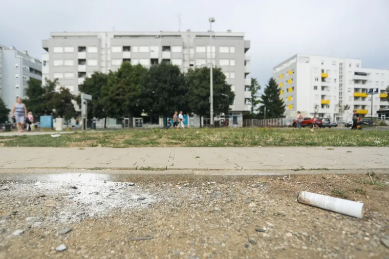 Stanje u Dubravi nakon makljaže 400 poljskih navijača i BBB-ovaca: Posvuda krvave palice, suzavci...