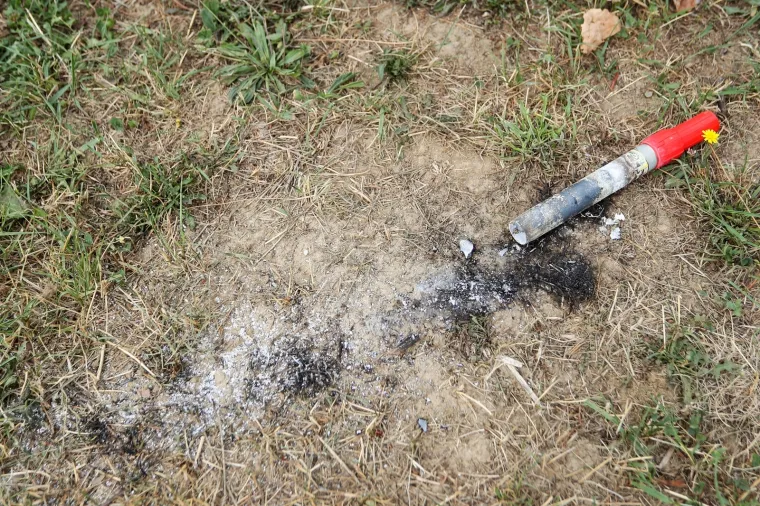 Stanje u Dubravi nakon makljaže 400 poljskih navijača i BBB-ovaca: Posvuda krvave palice, suzavci...