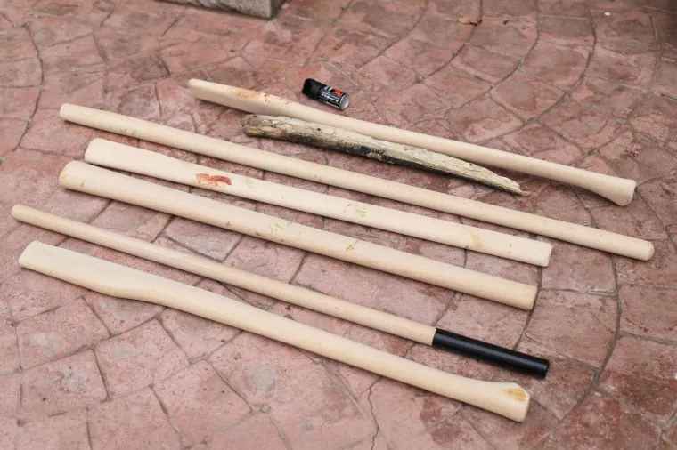 Stanje u Dubravi nakon makljaže 400 poljskih navijača i BBB-ovaca: Posvuda krvave palice, suzavci...