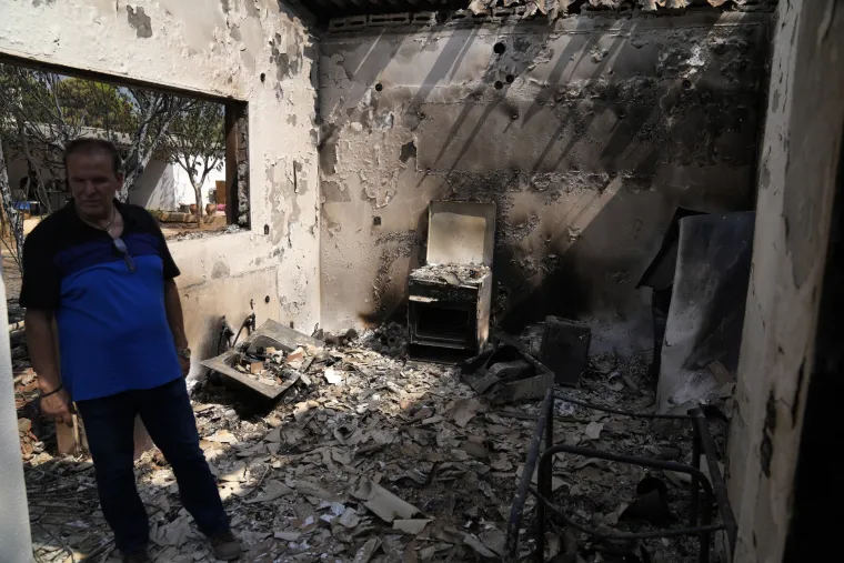 Užas u Grčkoj! Gore sjeverna predgrađa Atene