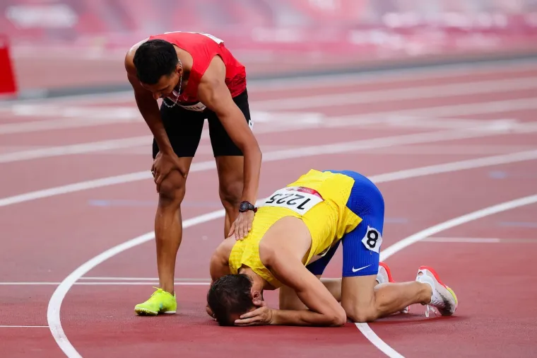 Bosanski atletičar završio utrku na šestom mjestu pa sa staze otišao u kolicima