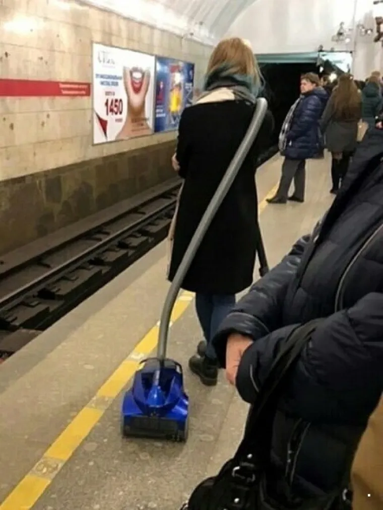 Javni prijevoz očito je omiljeno okupljali&scaron;te svih čudaka, ovakvi prizori ne mogu se vidjeti ni u Zoni sumraka