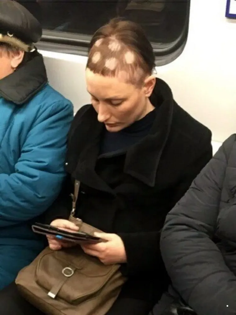 Javni prijevoz očito je omiljeno okupljali&scaron;te svih čudaka, ovakvi prizori ne mogu se vidjeti ni u Zoni sumraka