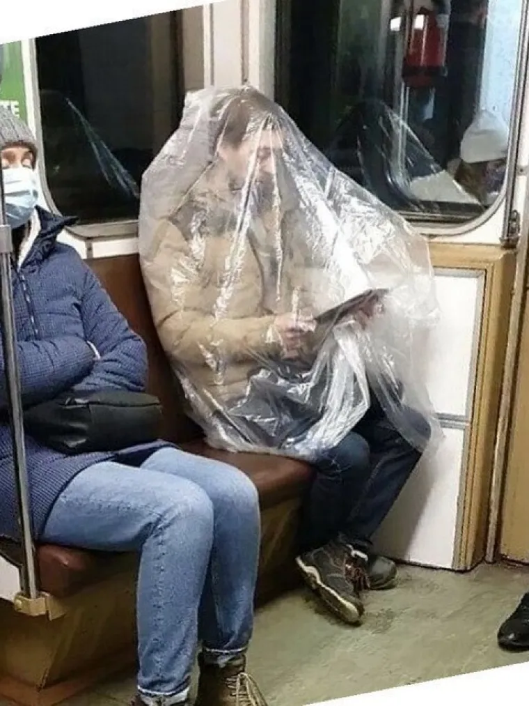 Javni prijevoz očito je omiljeno okupljali&scaron;te svih čudaka, ovakvi prizori ne mogu se vidjeti ni u Zoni sumraka