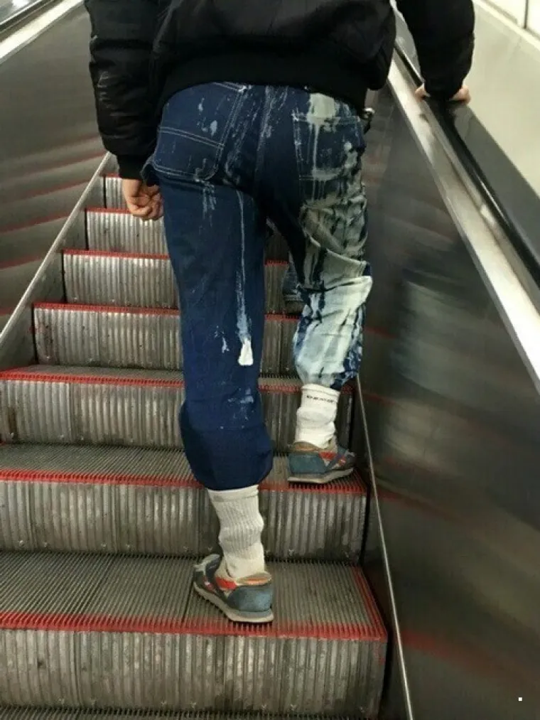 Javni prijevoz očito je omiljeno okupljali&scaron;te svih čudaka, ovakvi prizori ne mogu se vidjeti ni u Zoni sumraka