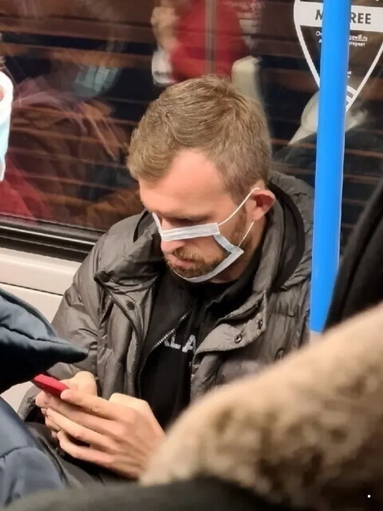 Javni prijevoz očito je omiljeno okupljali&scaron;te svih čudaka, ovakvi prizori ne mogu se vidjeti ni u Zoni sumraka