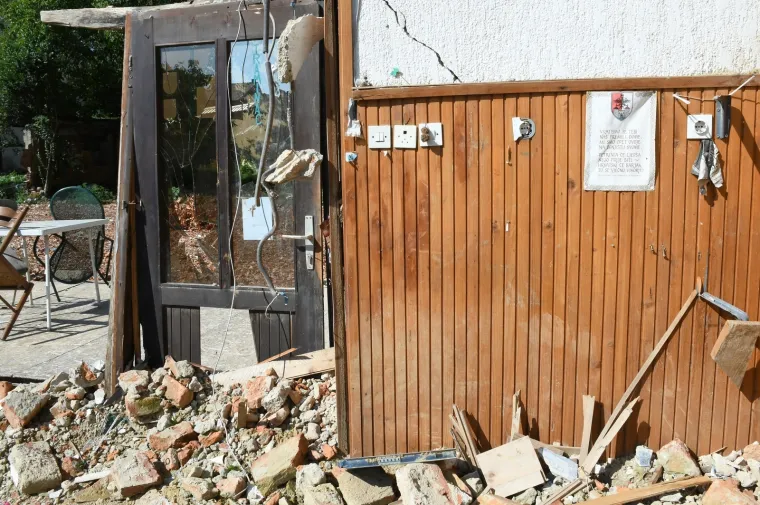 Petrinjci su ljuti zbog spore obnove centra grada nakon potresa