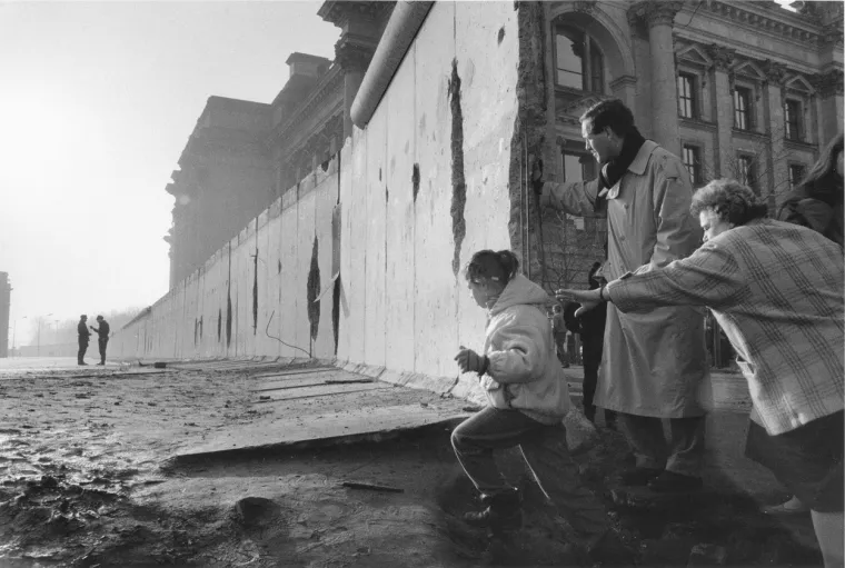 Preko noći su hladnokrvno razorene mnoge obitelji, a sve je započelo prljavom laži: Prizori koji slamaju srce i 60 godina poslije