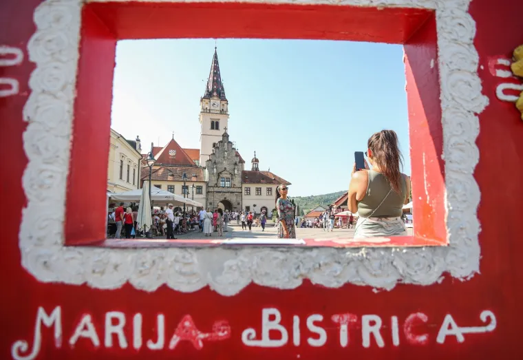 Diljem zemlje slave se svete mise povodom Velike Gospe