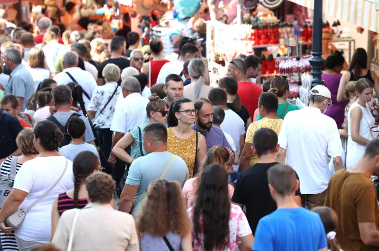 Diljem zemlje slave se svete mise povodom Velike Gospe