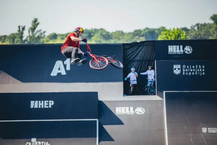 Pobjednik BMX Freestylea nakon spektakla u Osijeku: 'Mama mi je najveća podr&scaron;ka, bez nje bi sve bilo teže'