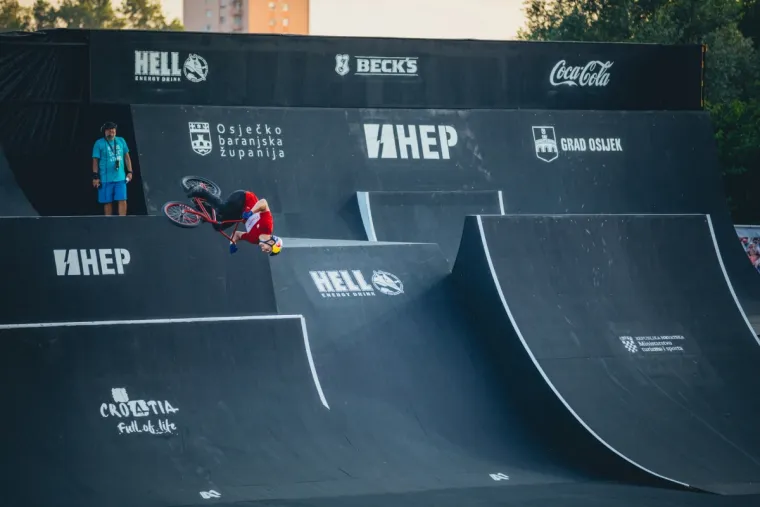 Pobjednik BMX Freestylea nakon spektakla u Osijeku: 'Mama mi je najveća podr&scaron;ka, bez nje bi sve bilo teže'
