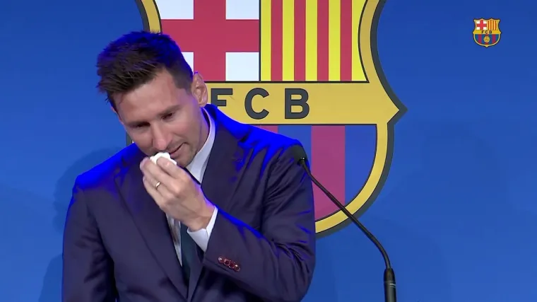 Maramica kojom je Leo Messi brisao suze na opro&scaron;taju od Barcelone prodaje se za milijun dolara