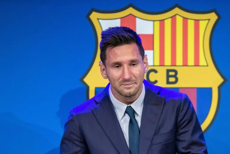 Maramica kojom je Leo Messi brisao suze na opro&scaron;taju od Barcelone prodaje se za milijun dolara