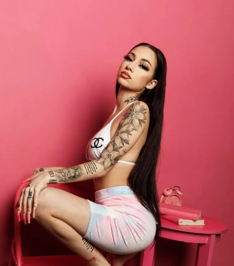 &Scaron;est dana nakon 18. rođendana otvorila je profil na stranici Only Fans i odmah potukla sve rekorde.