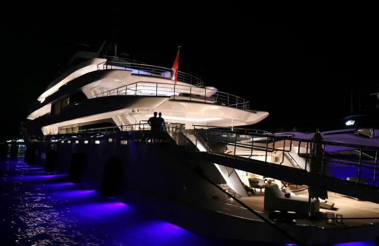 Slavni ko&scaron;arka&scaron; Michael Jordan do&scaron;ao u Split: Pogledajte kako izgleda jahta na kojoj boravi