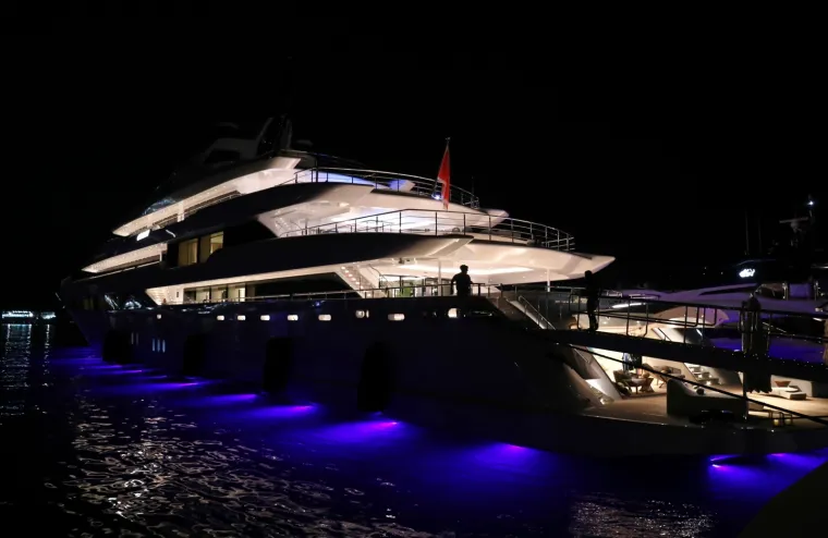 Slavni ko&scaron;arka&scaron; Michael Jordan do&scaron;ao u Split: Pogledajte kako izgleda jahta na kojoj boravi