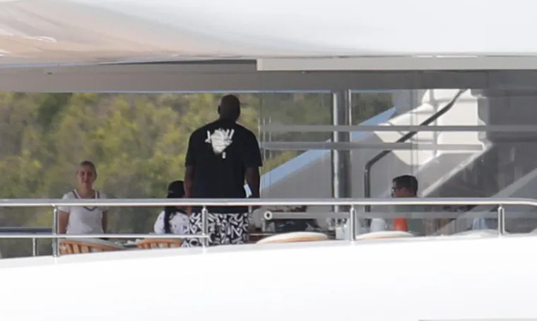 Michael Jordan ostao na jahti u Skradinu, a supruga s prijateljima obi&scaron;la NP Krka
