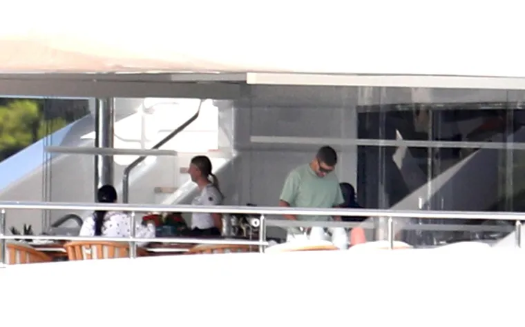 Michael Jordan ostao na jahti u Skradinu, a supruga s prijateljima obi&scaron;la NP Krka