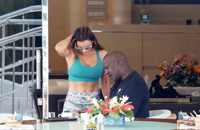 Yvette Prieto i Michael Jordan 