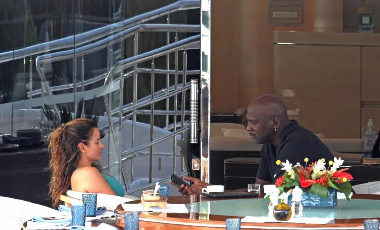 Yvette Prieto i Michael Jordan