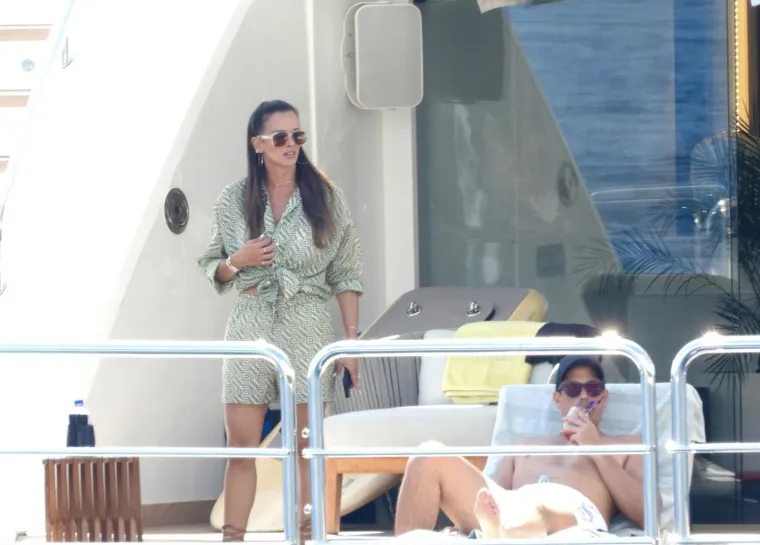 Michael Jordan stigao je na Hvar: Napravio je i selfi sa suprugom