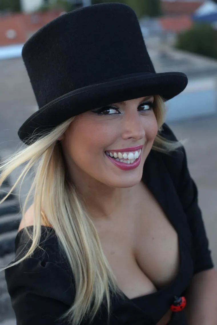 Tina Katanić