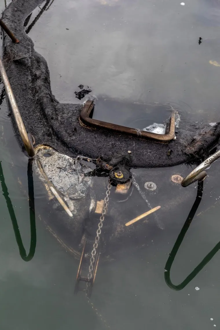 Pogledajte &scaron;to je ostalo nakon jučera&scaron;njeg požara na gliserima u Medulinu