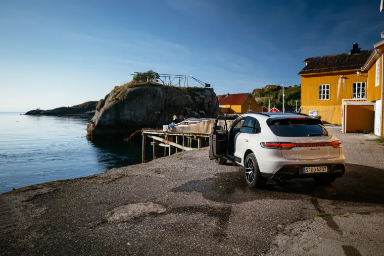 Na tom prekrasnom mjestu, Porsche je predstavio tri nove verzije svojeg popularnog modela Macan 