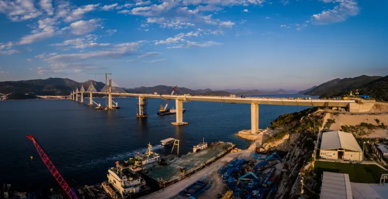 Nove fantastične fotografije hrvatskog ponosa: Pogledajte kako Pelje&scaron;ki most sada izgleda iz zraka!