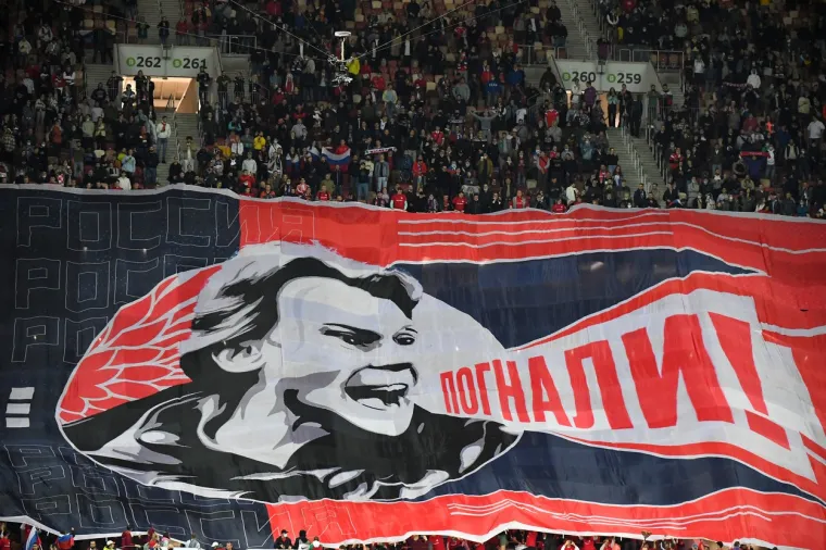 Rusi imaju veliku podršku, pogledajte kakva atmosfera vlada na stadionu