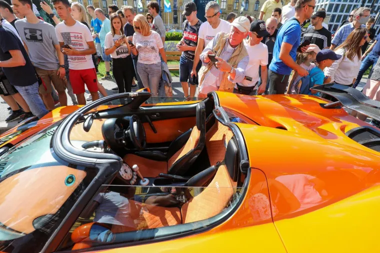 U ovim je autima sto milijuna eura: Pogledajte ljepotane i zvijeri koje je Mate Rimac okupio u Zagrebu