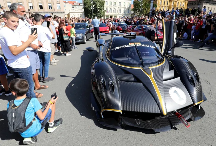 U ovim je autima sto milijuna eura: Pogledajte ljepotane i zvijeri koje je Mate Rimac okupio u Zagrebu
