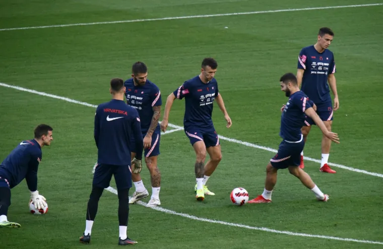 Hrvatska nogometna reprezentacija osjetila je poljudski travnjak: Pogledajte što su radili na treningu