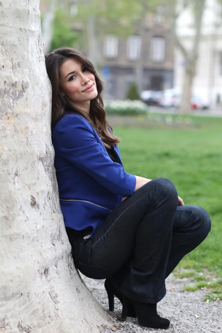 Ondje je stekla potrebna znanja pomoću kojih se brzo istaknula koja jedna od najpoznatijih voditeljica u Hrvatskoj.