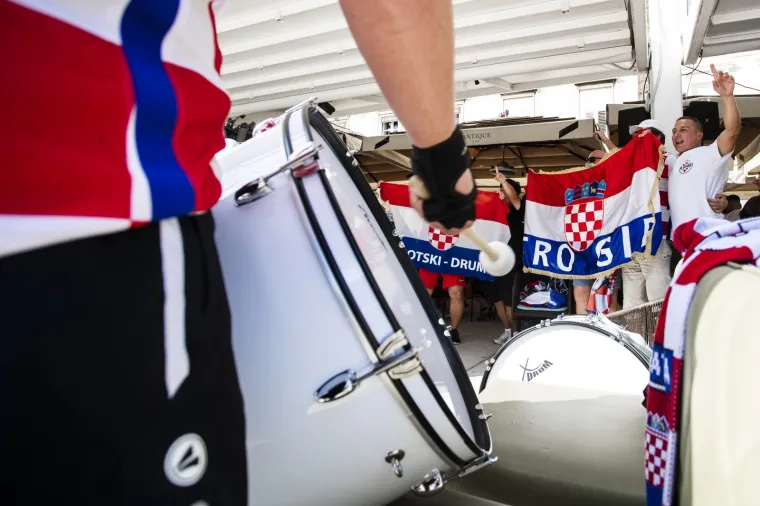 U Splitu se već na ulicama zahuktalo pred utakmicu, osjetite da&scaron;ak atmosfere