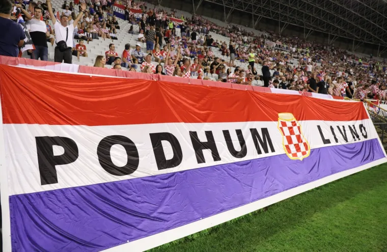 Hrvatski navijači stigli iz svih krajeva Lijepe naše, ali i šire, pogledajte atmosferu kakva dugo nije viđena