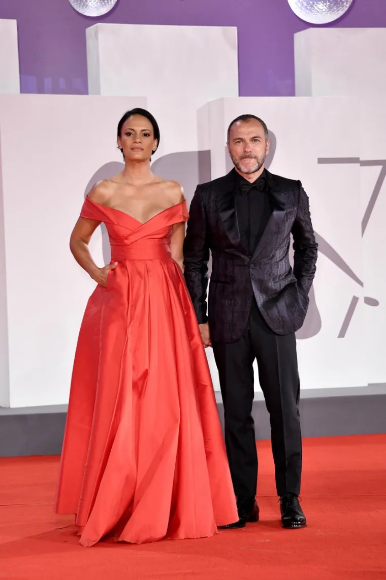 Massimiliano Gallo i Shalana Santan