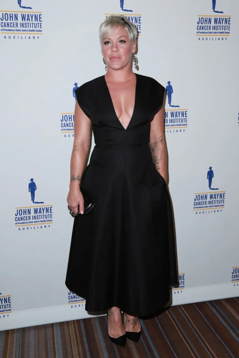 Ljubila se s curama, započinjala tučnjave i hodala polugola: Danas je druga osoba, ali škakljive fotke su i dalje tu